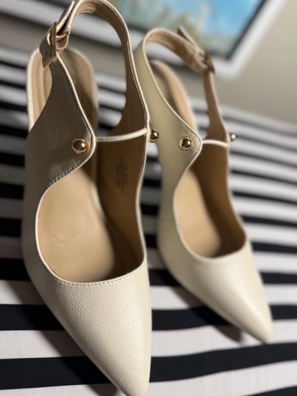 Comfort Est. 1946 Pointed Toe Slingback Pumps in Cream - Gold accents